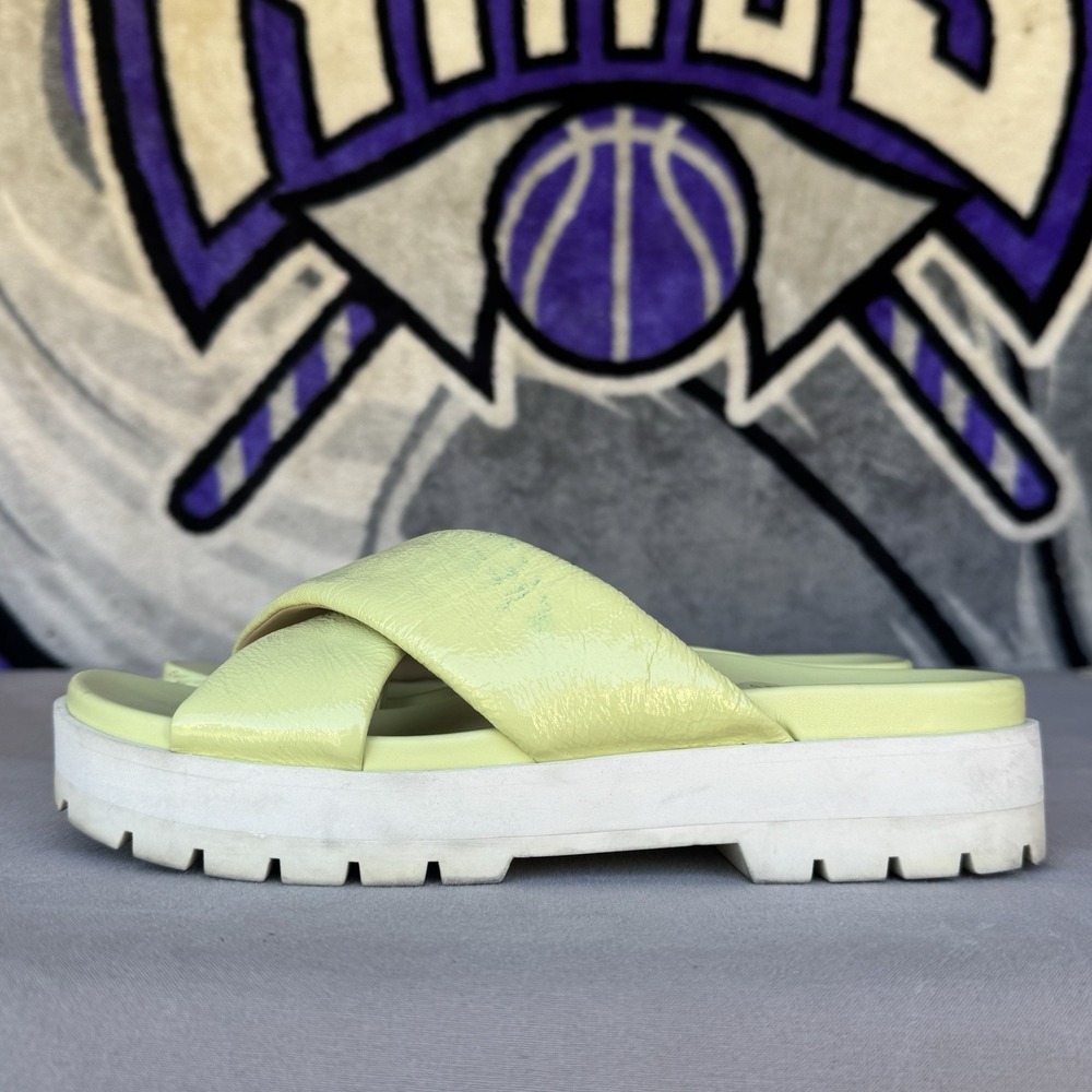 Size 10 - Vionic Vesta Pale Lime Green Lug Sole Platform Slide Sandals‎